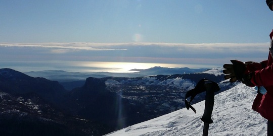 From the summit you can enjoy the view on the mediterannean sea in Greolieres les Neiges