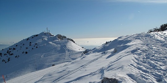 The summit of mount Cheiron at 1800+ meters in Greolieres les Neiges